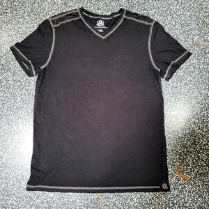 Rock & Republic T-shirt - v-neck - sz L